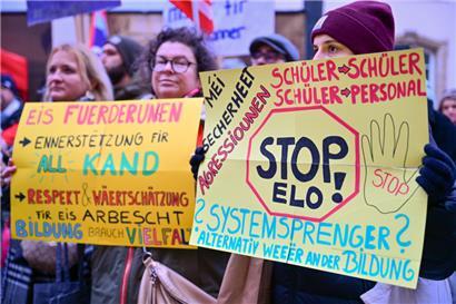 Mit einer Reihe von Forderungen zog der SEW/OGBL vors Parlament
