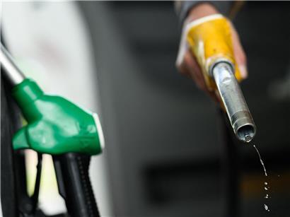 Internationale Konferenz während Ölkrise, Experten diskutieren Ausstieg aus fossilen Brennstoffen und nachhaltige Energiealternativen