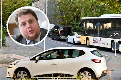 Mobilitätsschöffe Meris Sehovic („déi gréng“) will sich für eine erhöhte Verkehrssicherheit rund um Schulen und in Wohnvierteln einsetzen, indem der Durchgangsverkehr reduziert werden soll
