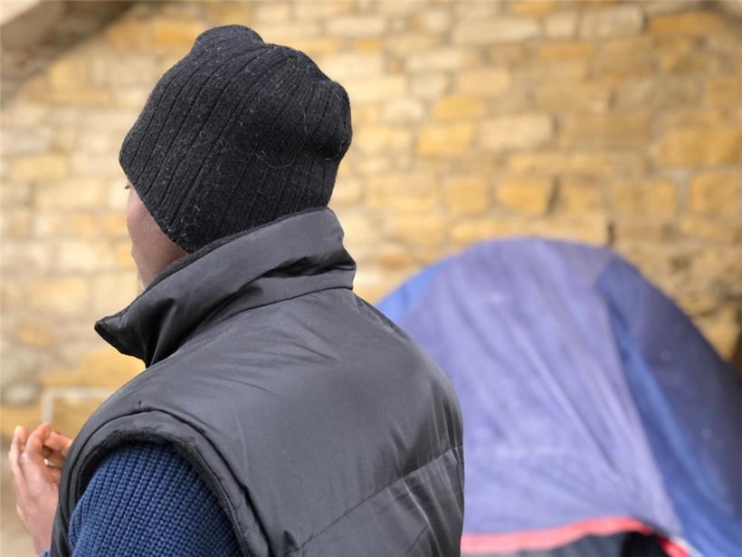 Mohammed aus Guinea lebt seit Montag unter dem Pont Adolphe
