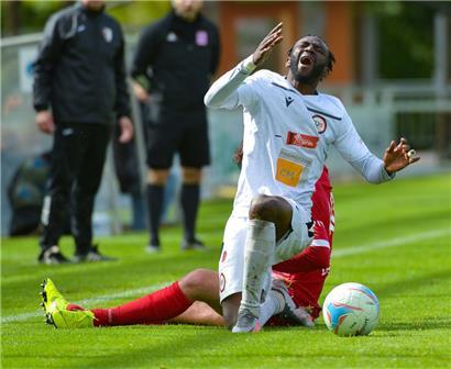 Momar NDiaye und Rodange wollen in der kommenden Saison nicht stolpern
