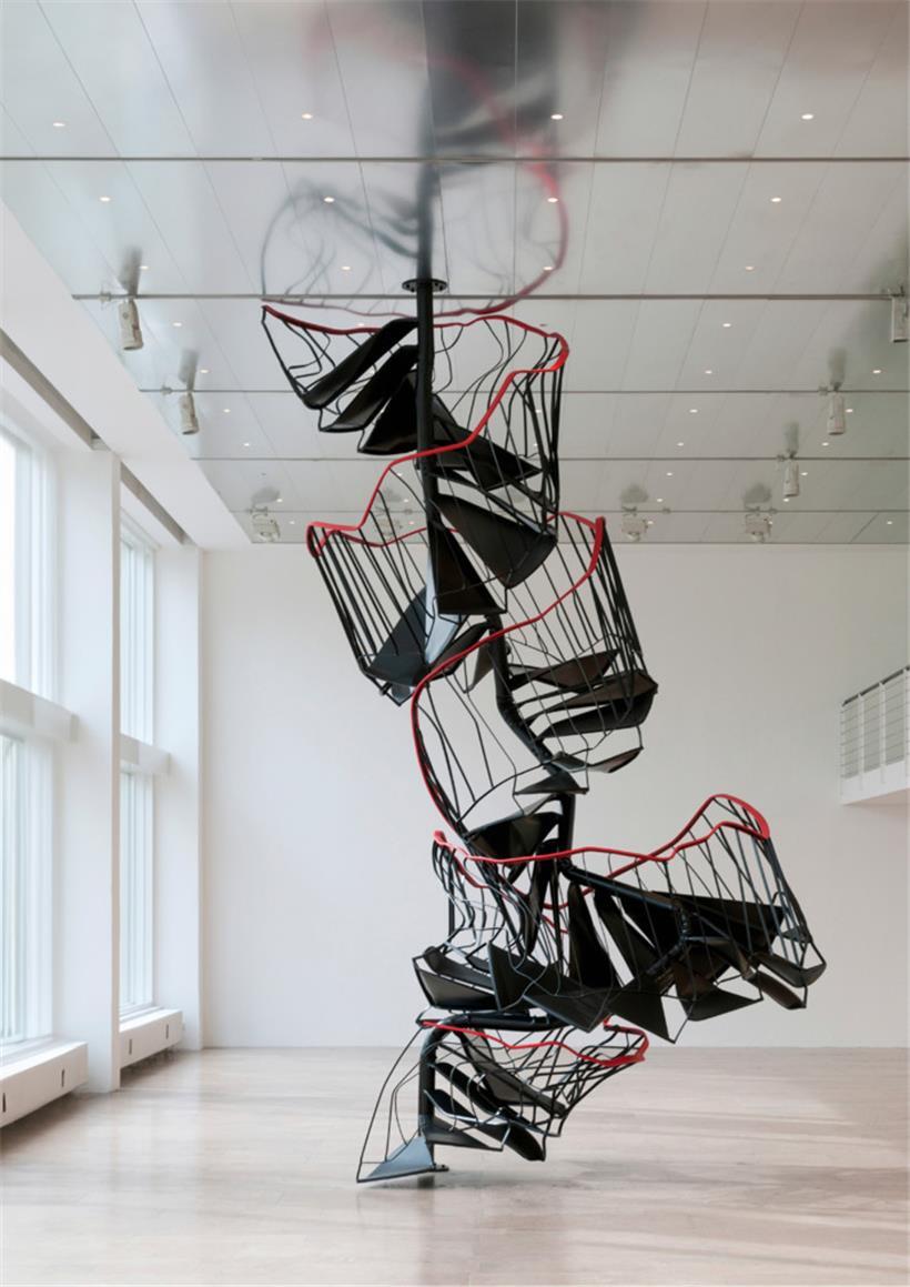Monika Sosnowskas „Stairway“ (2010), seit 2023 durch eine Schenkung von Gaby und Wilhelm Schürmann sowie der Unterstützung durch Mitglieder des „Cercle des collectionneurs du Mudam Luxembourg“ im Besitz des Mudam
