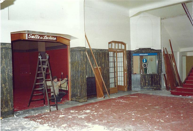 Morbider Charme: Eingangsbereich kurz vor dem Abriss