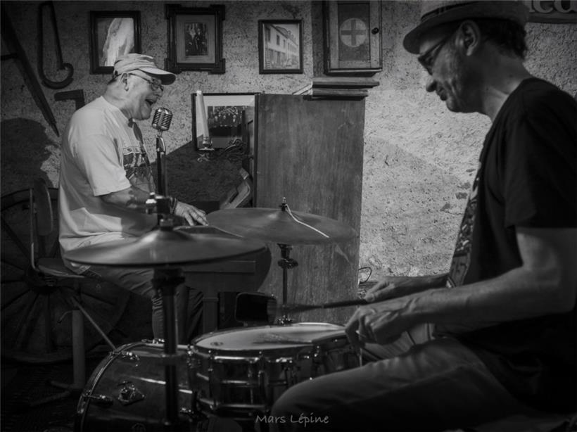 Musicien engagé auprès du groupe BMAD et organisateur de concerts: Christian Ries (l.), ici avec Rob Schauls
