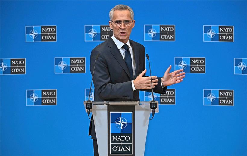 NATO-Generalsekretär Jens Stoltenberg leitete gestern das Krisentreffen
