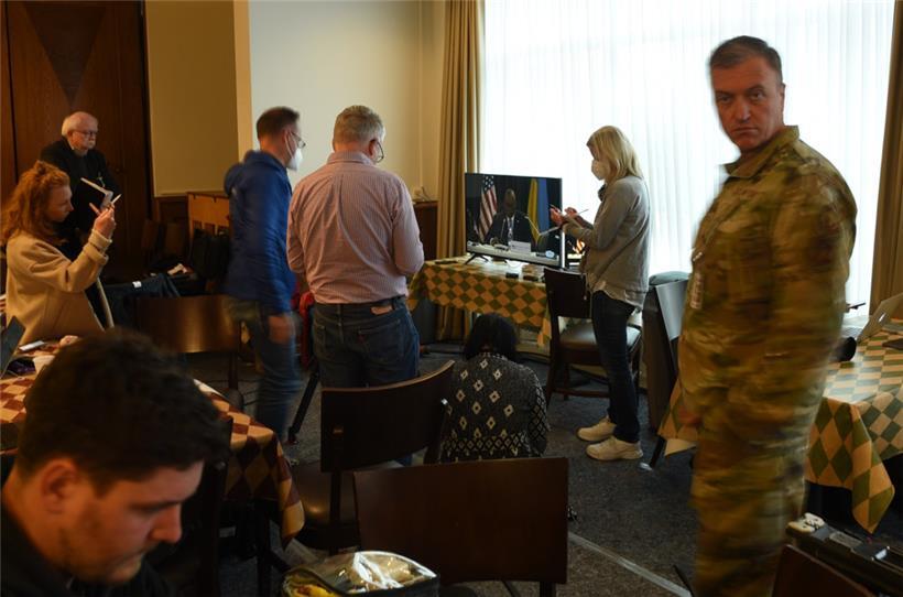 Nach der Eröffnungsrede des US-Verteidigungsministers endete der Livestream für die Presse noch früher als erwartet
