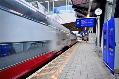 Nach einer Pause an Heiligabend werden die regionalen Züge an Weihnachten wieder im Rahmen der Feiertagsfahrpläne rollen
