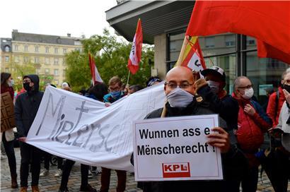 Nach einer ersten Protestaktion in Esch (Foto) wird am heutigen Samstag die erste große nationale Kundgebung für ein Recht auf Wohnen in Luxemburg veranstaltet
