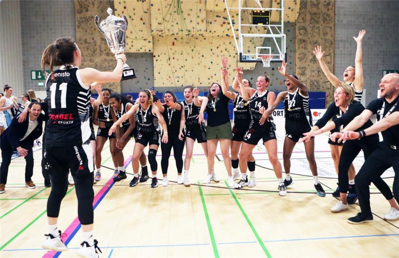 Nach einer fast perfekten Meisterschaft 2021/22 dürfen sich die Damen des T71 Düdelingen nun auf die europäischen Klubs Fribourg, Namur und Benfica freuen
