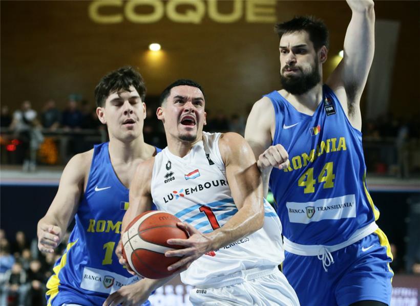 Nach großem Kampf mussten sich Malcolm Kreps (in Weiß) und die FLBB-Herren Rumänien geschlagen geben
