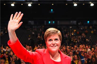 Nach ihrem Mann im April wurde nun auch die ehemalige schottische Regierungschefin  Nicola Sturgeon im Zuge einer Finanzaffäre festgenommen
