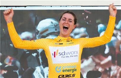 Nach ihrem Sieg beim Zeitfahren ist Marleen Reusser in der Gesamtwertung nun vorne
