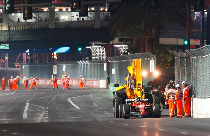 Nach lediglich acht Minuten musste das erste Training in Las Vegas abgebrochen werden
