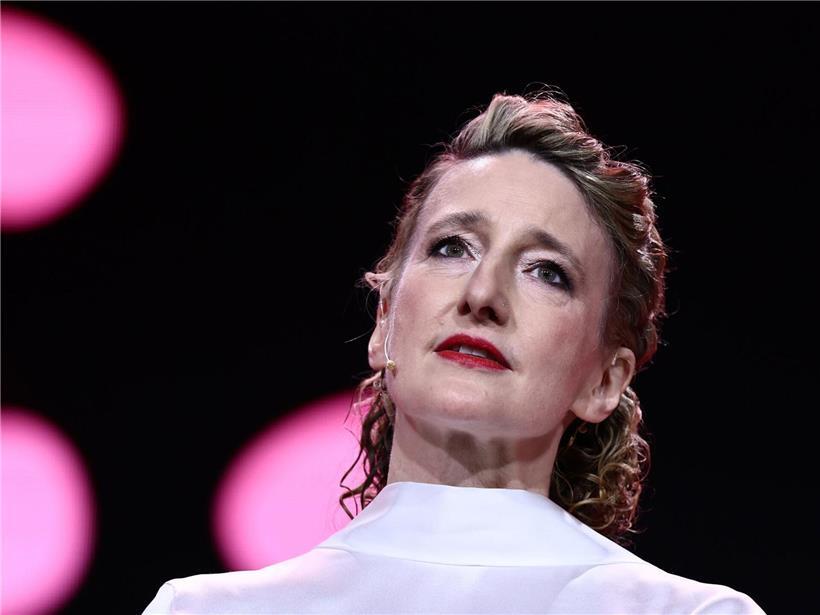 56-jährige amerikanische Intendantin verliert nach zwei Jahren vorzeitig ihren Posten