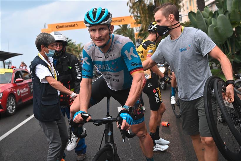 Nach seinem Sturz auf der ersten Etappe musste André Greipel Antibiotika zu sich nehmen, um weiter an der Tour de France teilnehmen zu können
