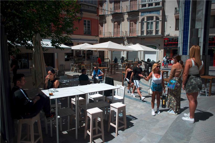 Nach und nach werden die wirtschaftlichen Folgen der Maßnahmen zur Eindämmung der Covid-19-Pandemie in Zahlen gefasst. Manche Länder werden härter getroffen als andere.
