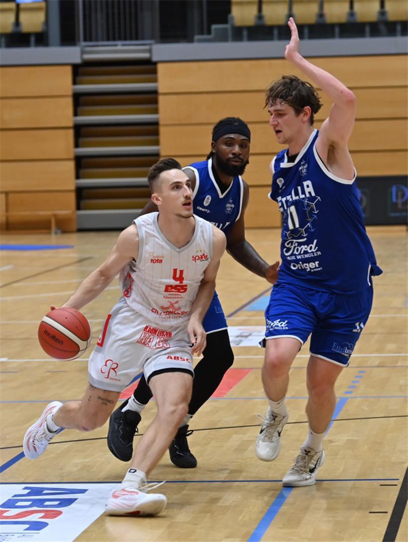 Nach vier Jahren ist Philippe Arendt bei dem Verein zurück, für den sein Herz schlägt und von dessen Fanklub er das Tattoo am rechten Oberschenkel trägt
