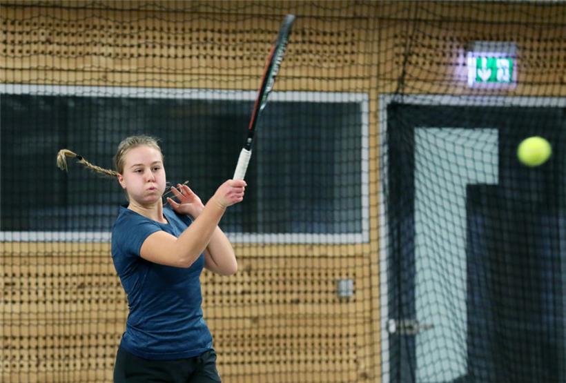 Nachdem Erna Brdarevic am Sonntag in Petingen ihren ersten Sieg bei einem Profiturnier gefeiert hatte, schied sie am Montag aus
