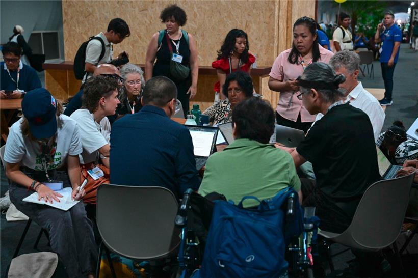 Nachsitzen: Mitglieder der Zivilgesellschaft und der Europäischen Union feilen an der Roadmap zum Global Phase Out für fossile Energien
