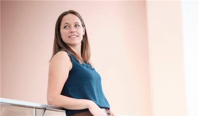 Nadia Geib: „Sehr wichtig sind beispielsweise die Sprachkurse, wir haben sehr viele Nationalitäten bei uns arbeiten und müssen ja untereinander möglichst effektiv kommunizieren können“
