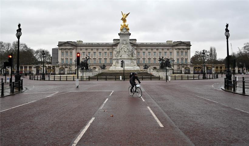 Nahe des Buckingham-Palasts gab es am Dienstagabend einen Großeinsatz der Polizei
