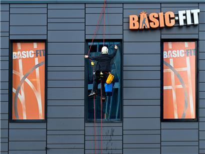 Gestohlene persönliche Daten von Basic-Fit-Kunden wie Namen, Adressen, E-Mails, Telefon, Geburtsdaten und Bankverbindungen