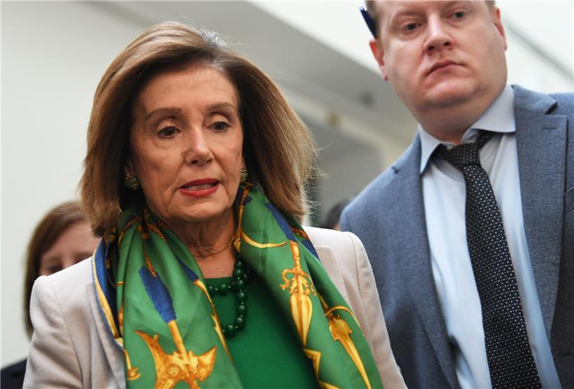 Nancy Pelosi will am Mittwoch die Anklagepunkte gegen US-Präsident Trump an Senat übergeben.
