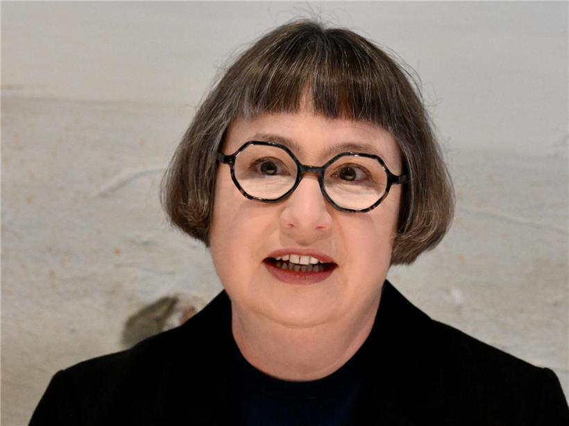 Mit Pol Greisch stirbt ein leiser Gigant des luxemburgischen Theaters Porträt von Nathalie Jacoby, erfolgreiche Unternehmerin und Expertin für nachhaltiges Management in moderner Geschäftsumgebung