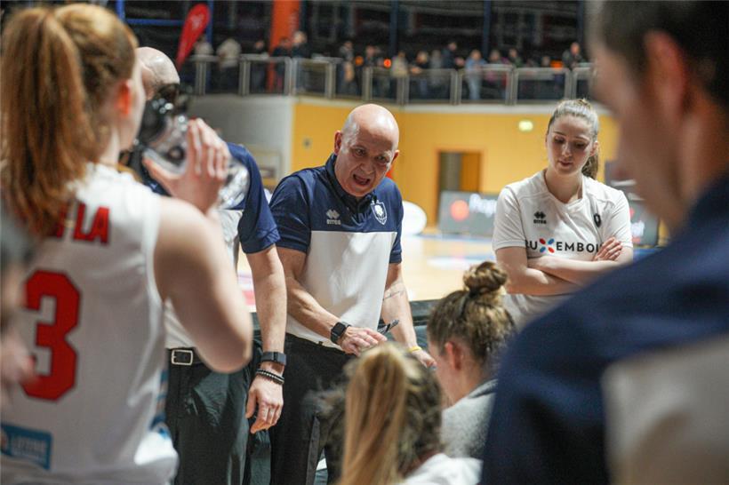 Nationaltrainer Mariusz Dziurdzia sieht den Schlüssel in der Verteidigung
