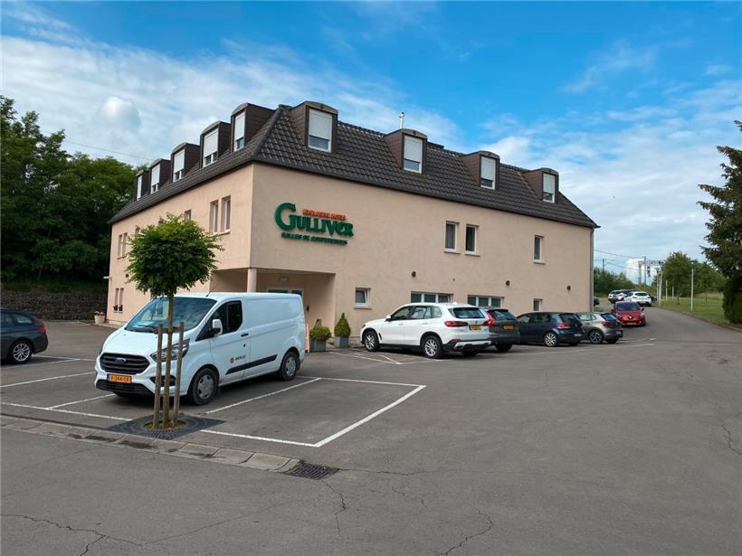 Neben dem Hotel wurde ein Konferenzzentrum mit zusätzlichen Zimmern und Suiten g...