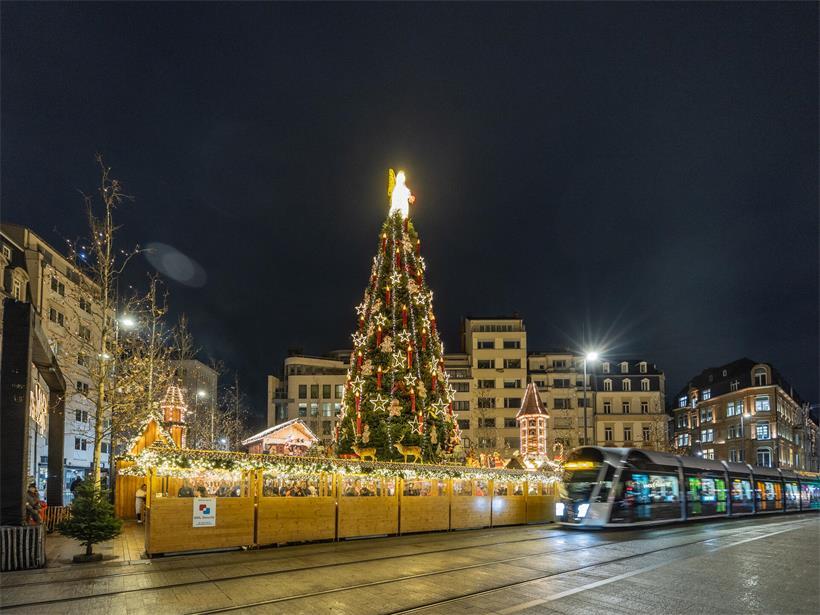 Neben den Weihnachtsmärkten bietet die Hauptstadt dieses Jahr eine weitere Möglichkeit, in Feststimmung zu kommen