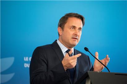 Neben den beiden sogenannten Covid-Gesetzen hat Premierminister Xavier Bettel am Freitag einen weiteren Gesetzesentwurf deponiert, mit dem die rechtliche Grundlage für die Beendigung des Ausnahmezustands gelegt werden soll
