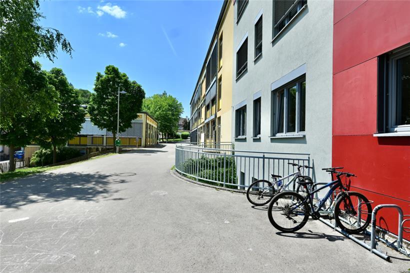 Neben die aktuelle Schule in der rue de l’Ecole kommt ein weiterer Schulkomplex 
