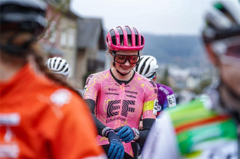 Neu in Rosa: Nina Berton im EF-Oatly-Cannondale-Trikot
