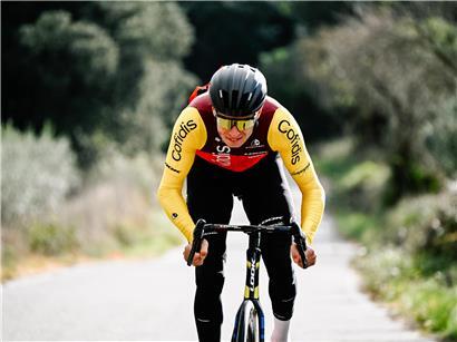 Alex Kirsch im Cofidis-Renntrikot der neuen Saison beim Straßenradrennen, französisches Profi-Team