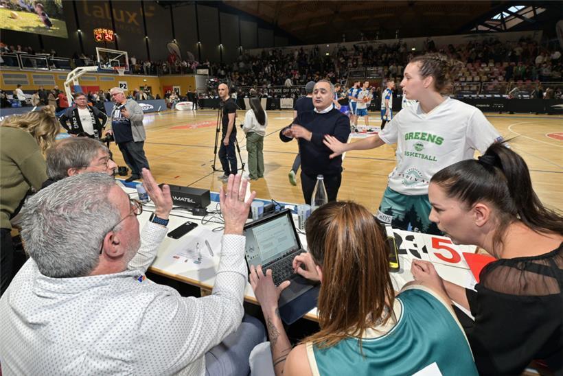 Nicht das Sportliche, sondern die Diskussionen nach dem Spiel werden von diesem Halbfinale der Coupe des Dames erst einmal in Erinnerung bleiben
