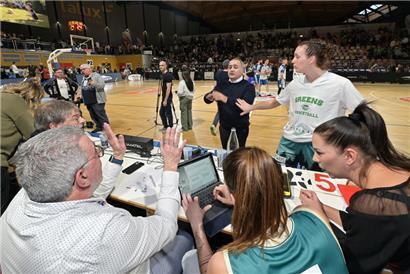 Nicht das Sportliche, sondern die Diskussionen nach dem Spiel werden von diesem Halbfinale der Coupe des Dames erst einmal in Erinnerung bleiben
