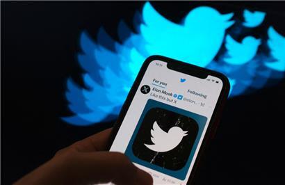 Nicht die Digitalisierung selbst habe den negativen Trend zur Ungenauigkeit verstärkt, sondern die jeweilige Form, die das Digitale annimmt, schreibt der Autor
