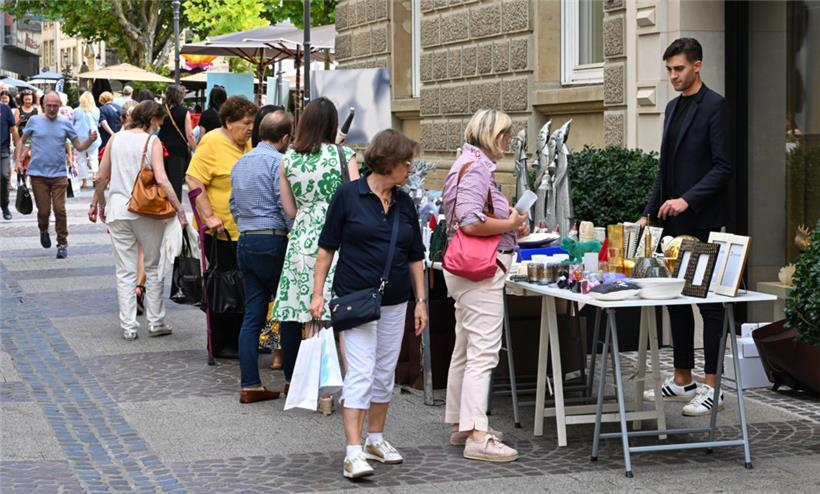 Nicht nur Kleidung wurde zu reduzierten Preisen angeboten