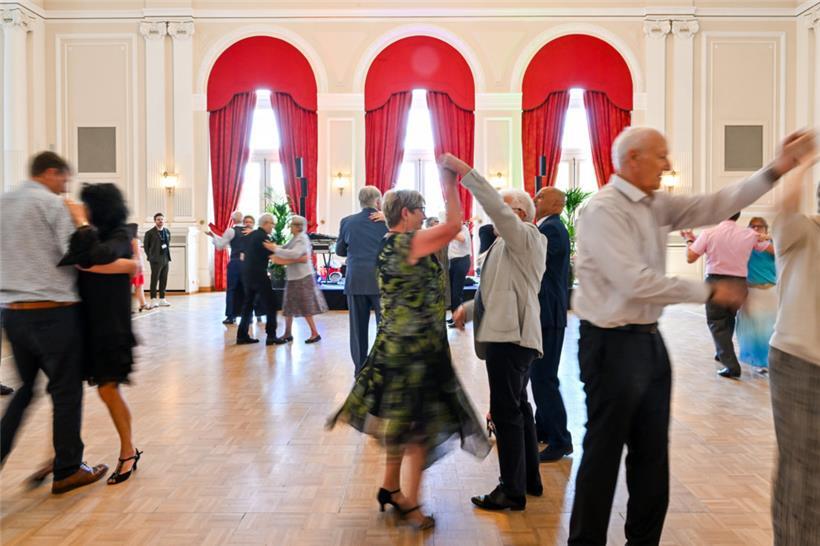 Nicht nur sportlich, auch schlau: Die Altersforschung räumt gerade mit einigen Mythen auf
