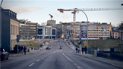 Nicht sehr einladend sieht es aus, wenn man über die „Stäreplaz“ in die Hauptstadt gelangen will. Das soll sich ändern.
