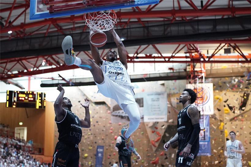 Nicht zu stoppen war im entscheidenden Finalspiel der Ettelbrücker Profi Quatarrius Wilson
