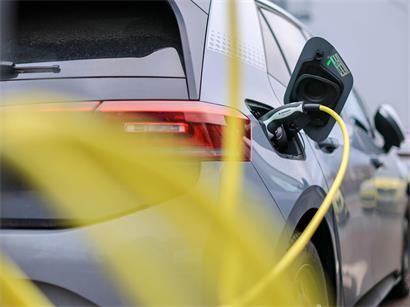 Nicht zum ersten Mal ruft Volkswagen in diesem Jahr Autos wegen Batterieproblemen zurück
