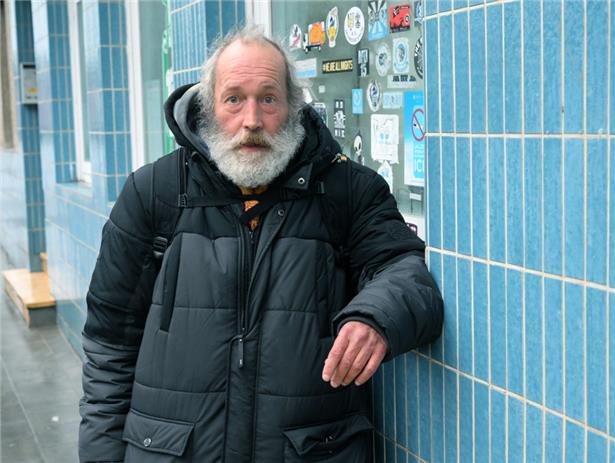 Nico Steland mietet derzeit ohne Strom und warmes Wasser
