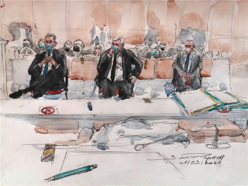 Nicolas Sarkozy (g.), Thierry Herzog et Gilbert Azibert (d.) pendant le procès vu par un dessinateur d’audience
