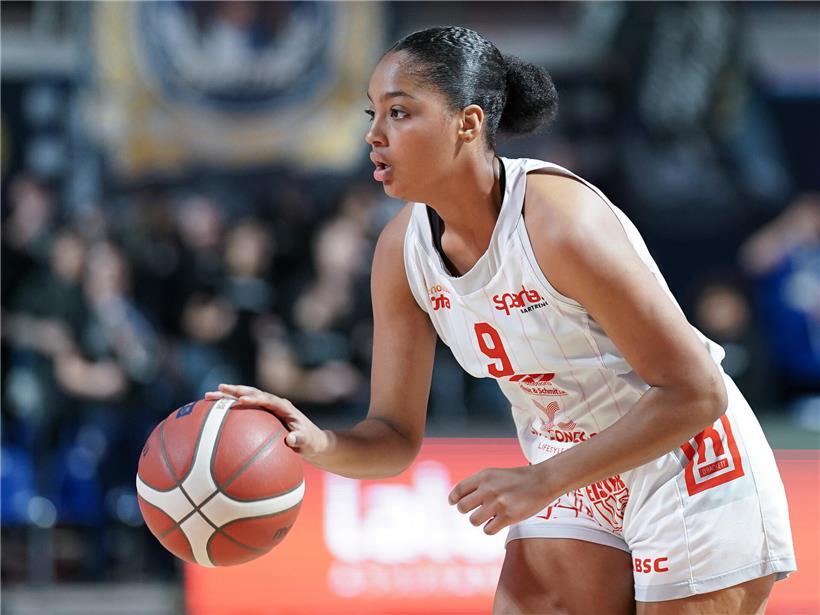 Porträt von Nicole Torresani, einem Top-Talent der Enovos League, bei einem offiziellen Event der E-Sport-Szene