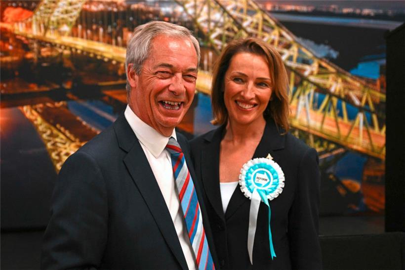 Nigel Farage und Sarah Pochin
