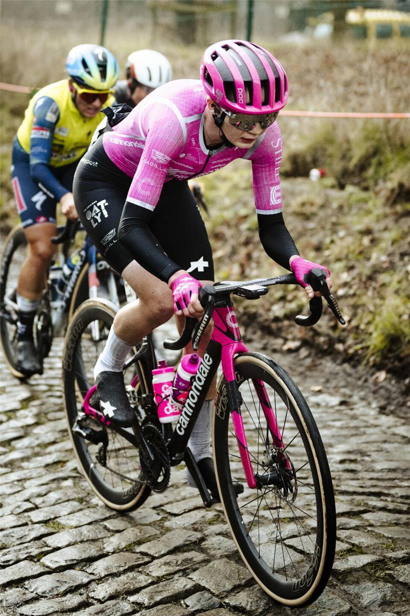 Nina Berton feiert bestes World-Tour-Ergebnis am Samstag bei internationalem Wettkampf