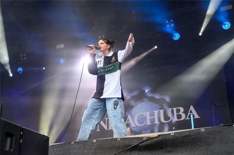 Nina Chuba lors du festival Lollapalooza à Berlin en 2022
