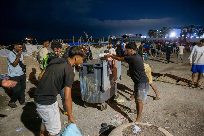 Noch immer halten sich viele irreguläre Migranten aus Marokko in Ceuta auf